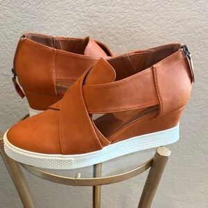 Stylish Brown Wedge Sneakers